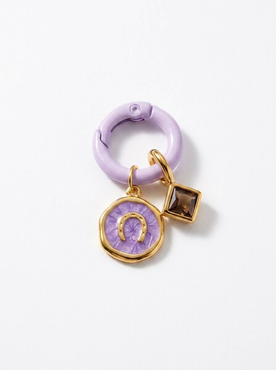 Charm con mosquetón Lilac